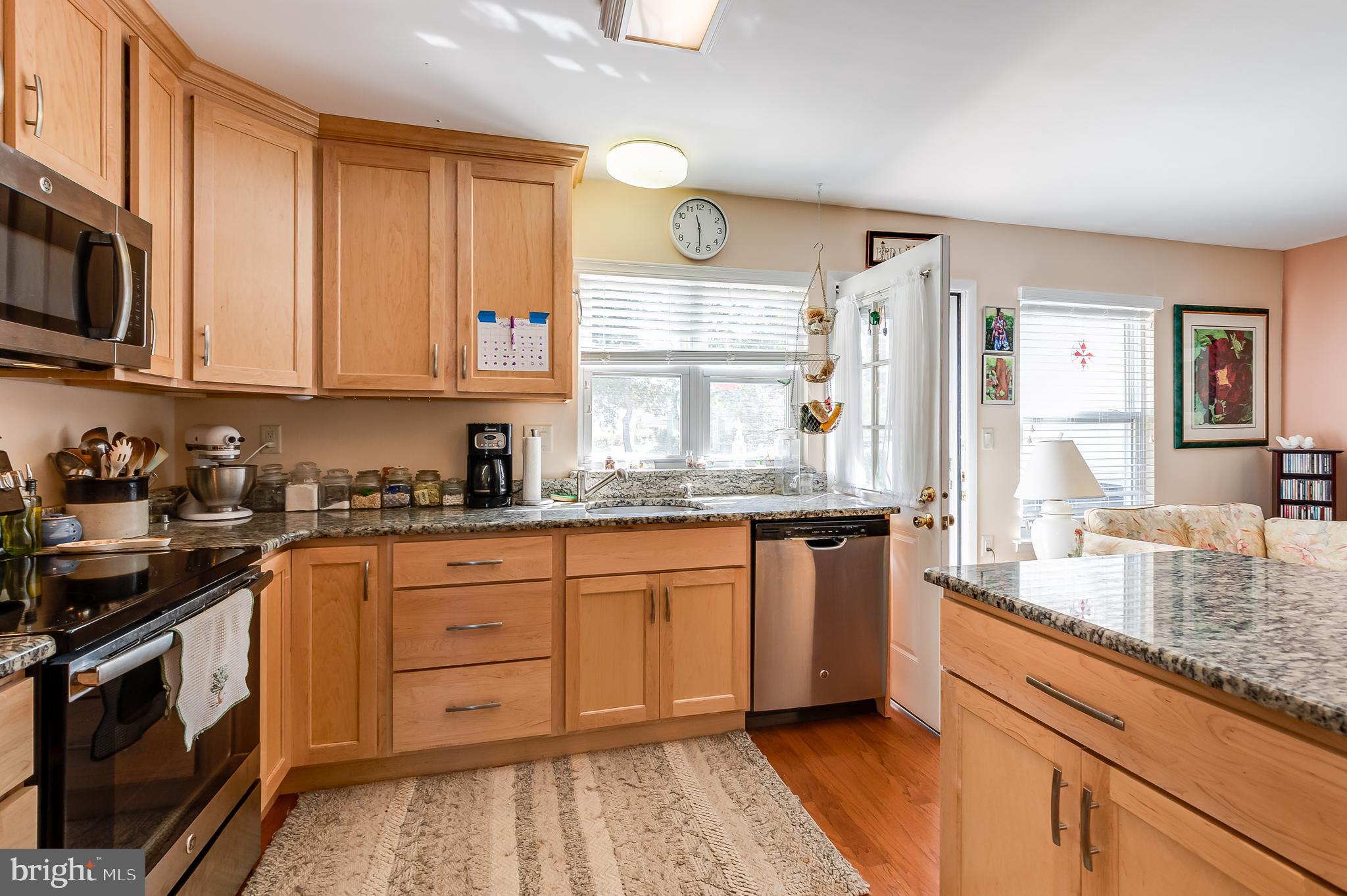 40 Stratford Road Southampton, NJ 08088 - Photo 8 of 22 Kitchen from Dining Room