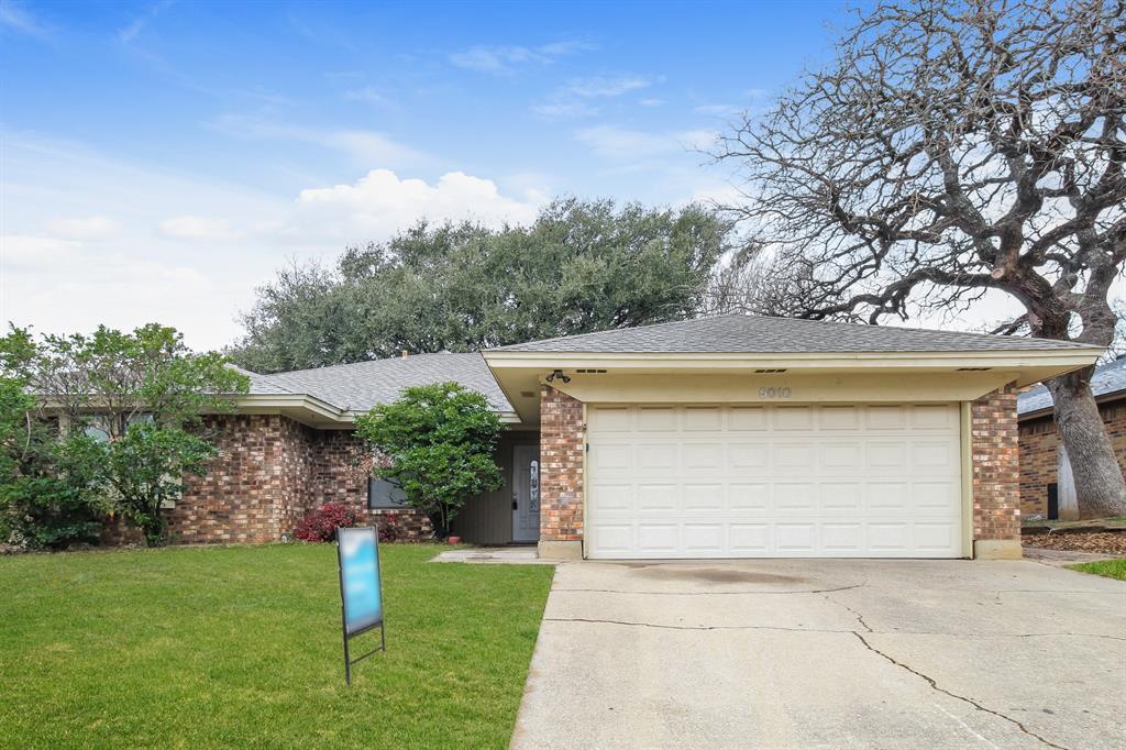 5010 Hawkins Cemetery Road Arlington, TX 76017 - Photo 2 of 15