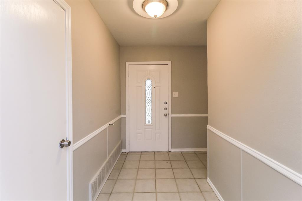 5010 Hawkins Cemetery Road Arlington, TX 76017 - Photo 3 of 15