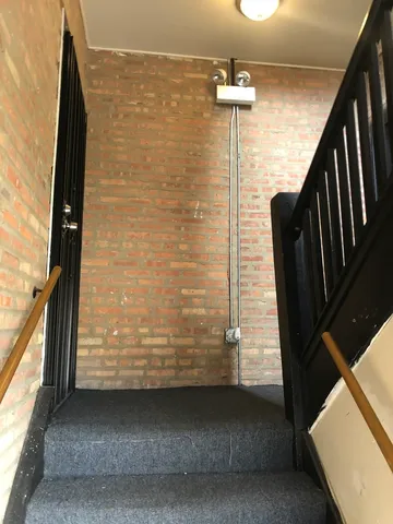 $600,000 | 8001 South Exchange Avenue, Chicago, IL 60617