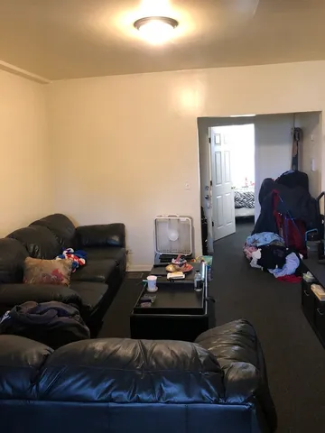 $600,000 | 8001 South Exchange Avenue, Chicago, IL 60617