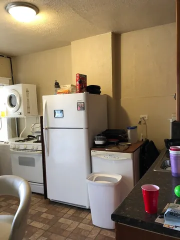 $600,000 | 8001 South Exchange Avenue, Chicago, IL 60617