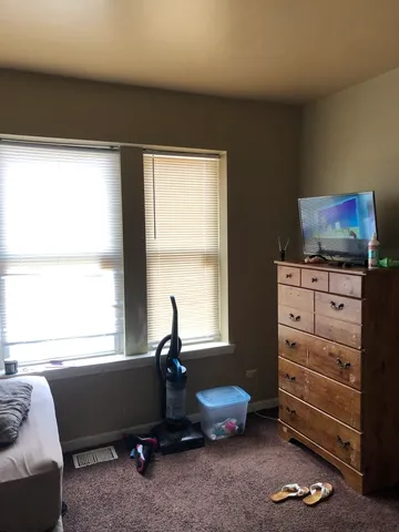 $600,000 | 8001 South Exchange Avenue, Chicago, IL 60617