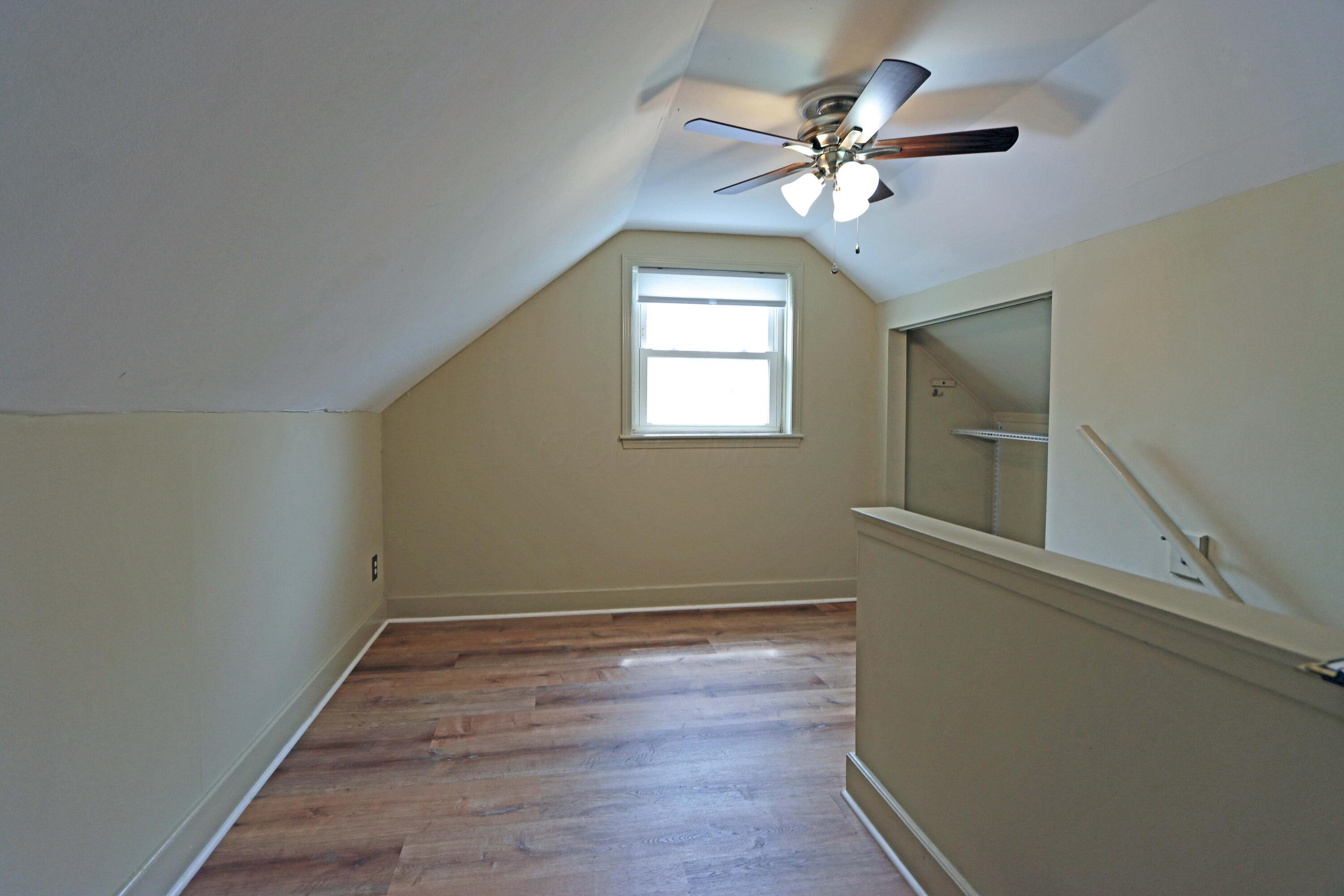 925 South Chesterfield Road Columbus, OH 43209 - Photo 25 of 48 925 S Chesterfield