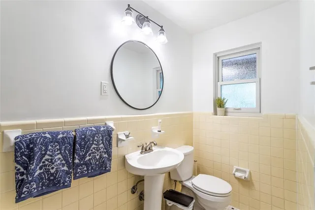 $394,900 | 2308 Oldbridge Drive, Dallas, TX 75228