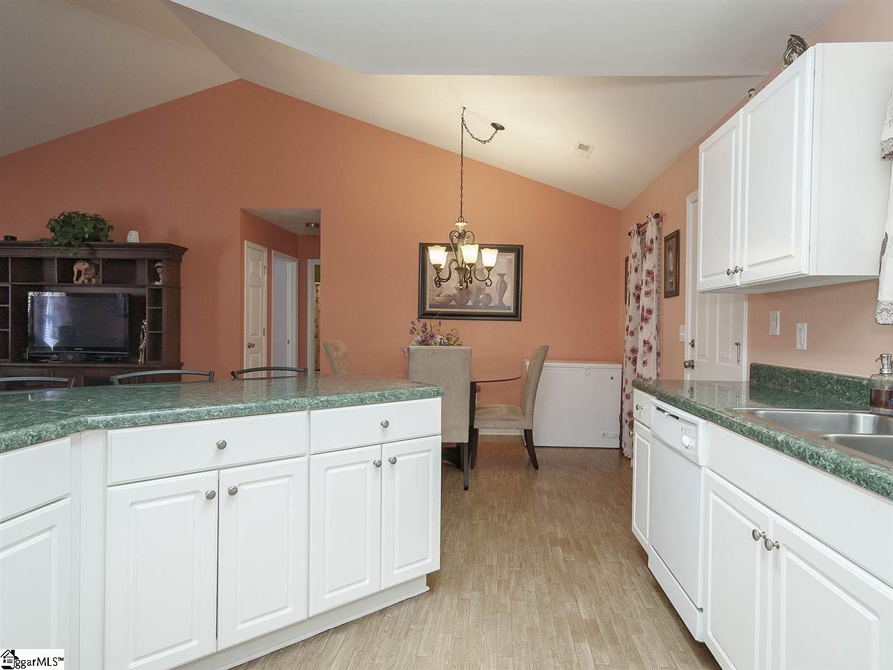 244 Springfield Circle Easley, SC 29642 - Photo 14 of 34 Gallery Image 14
