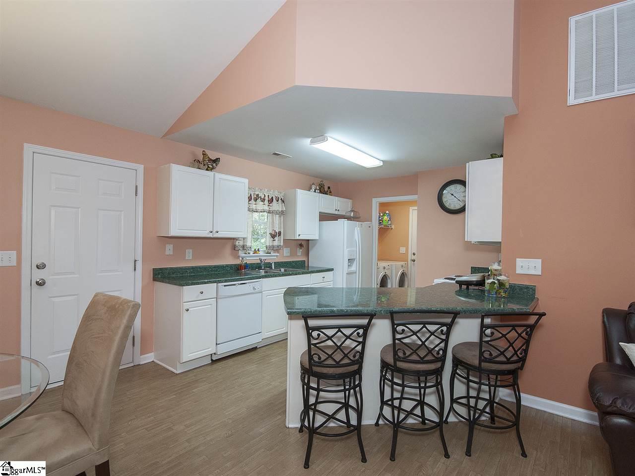 244 Springfield Circle Easley, SC 29642 - Photo 8 of 34 Gallery Image 8
