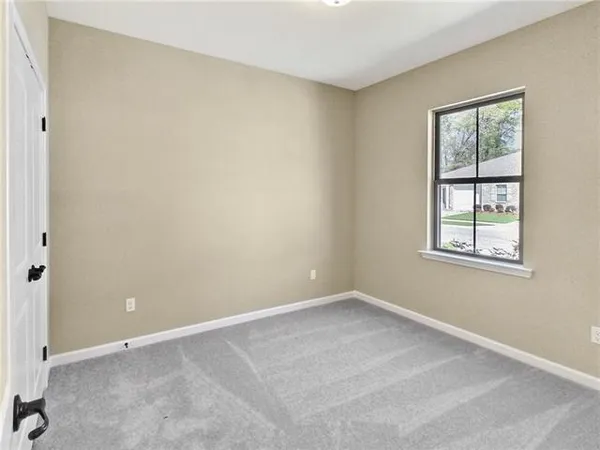 $1,800 | 16210 Thorncrown Lane, Baton Rouge, LA 70816