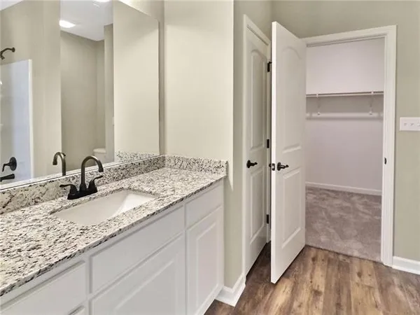 $1,800 | 16210 Thorncrown Lane, Baton Rouge, LA 70816