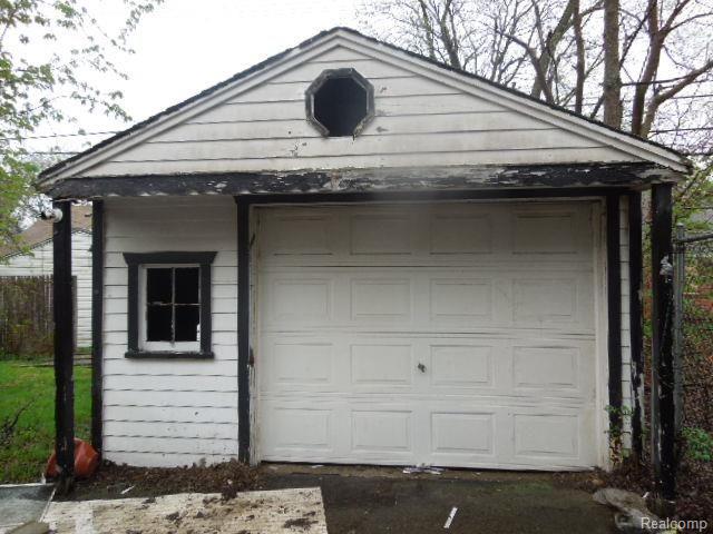 19373 Sunderland Road Detroit, MI 48219 - Photo 17 of 17 DSCN1526.jpg