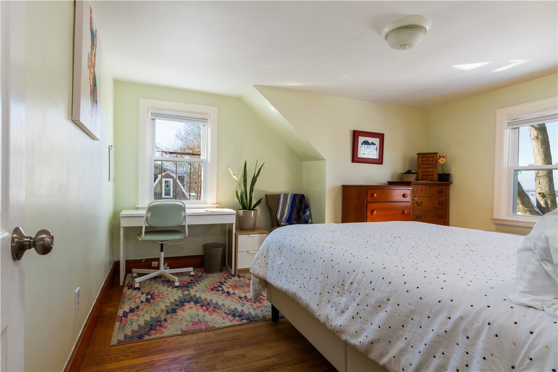 93 Maple Avenue Middletown, RI 02842 - Photo 26 of 29 Unit 2 Bedroom 1