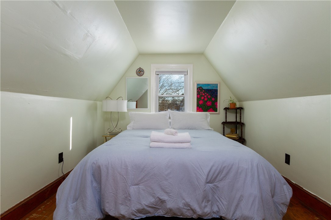 93 Maple Avenue Middletown, RI 02842 - Photo 28 of 29 Unit 2 Bedroom 2