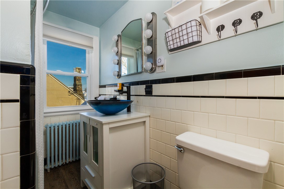 93 Maple Avenue Middletown, RI 02842 - Photo 29 of 29 Unit 2 Full bath