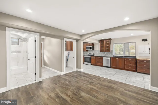 $2,800 | 44 Ravenwood Drive, Fredericksburg, VA 22406