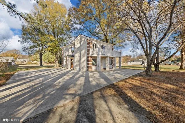 $2,800 | 44 Ravenwood Drive, Fredericksburg, VA 22406