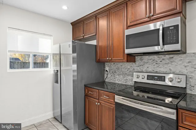 $2,800 | 44 Ravenwood Drive, Fredericksburg, VA 22406