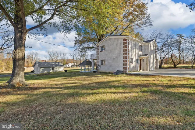 $2,800 | 44 Ravenwood Drive, Fredericksburg, VA 22406