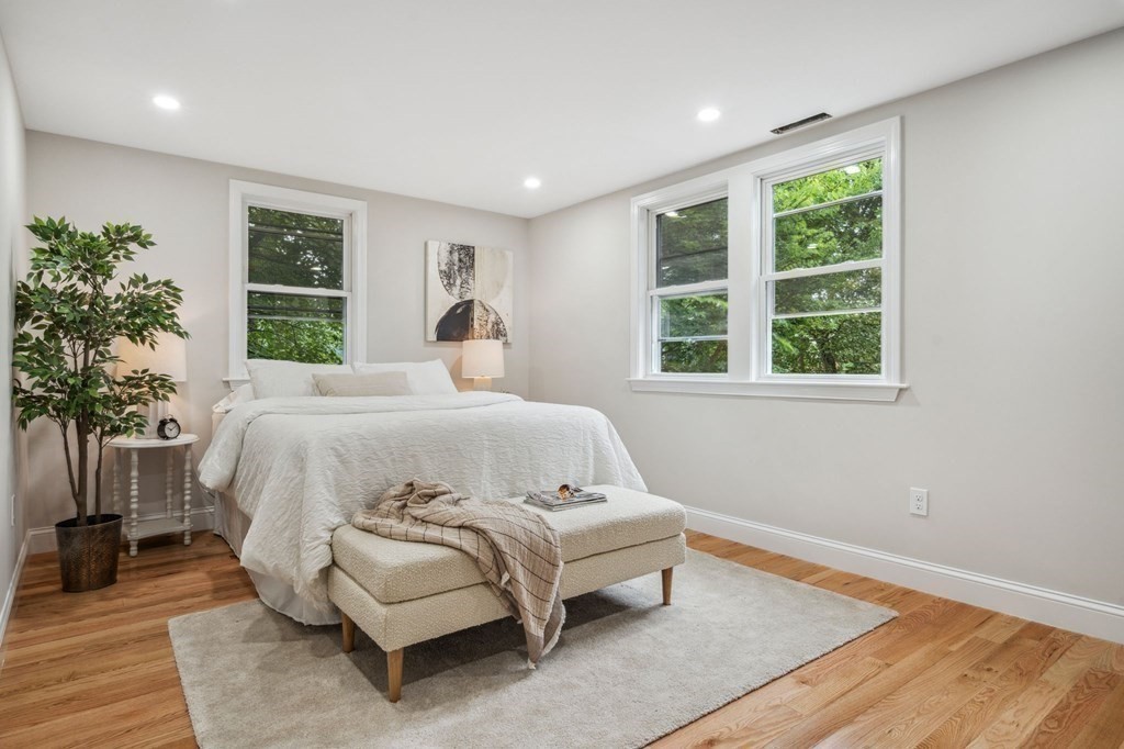 9-13 Sutherland Road, Unit 1 Arlington, MA 02476 - Photo 14 of 22