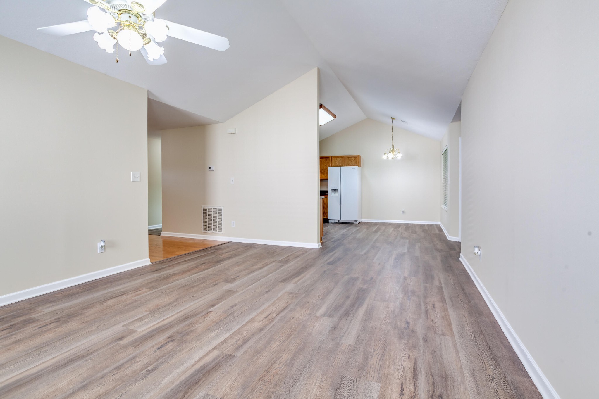 947 Spring Park Road Knoxville, TN 37914 - Photo 8 of 27 Gallery Image 8