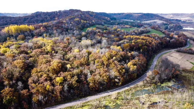 $399,000 | S3399 County Road P, Fountain City, WI 54629