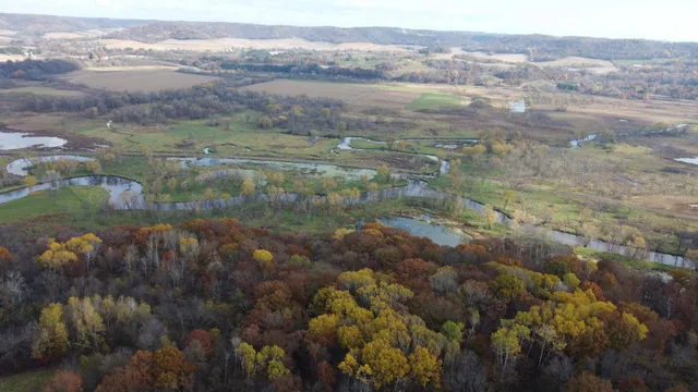 $399,000 | S3399 County Road P, Fountain City, WI 54629