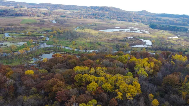 $399,000 | S3399 County Road P, Fountain City, WI 54629