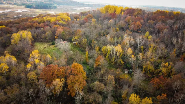 $399,000 | S3399 County Road P, Fountain City, WI 54629