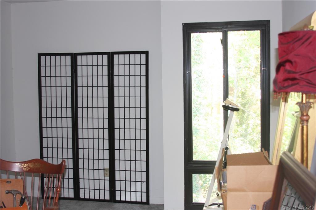 5805 Sharon Road, Unit J Charlotte, NC 28210 - Photo 19 of 33 Gallery Image 19