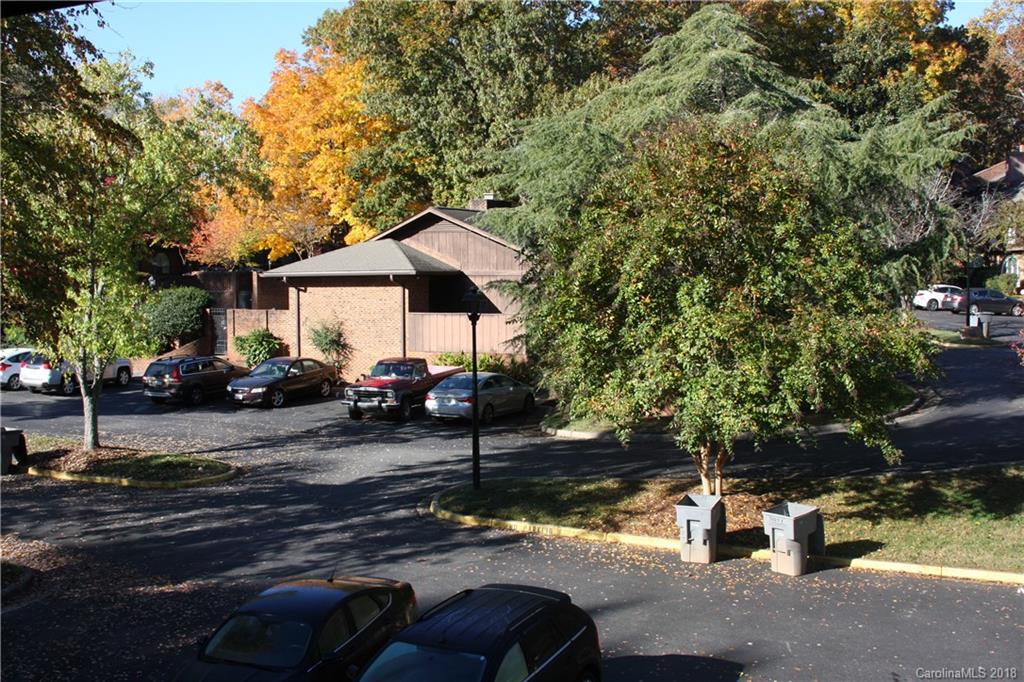 5805 Sharon Road, Unit J Charlotte, NC 28210 - Photo 27 of 33 Gallery Image 27