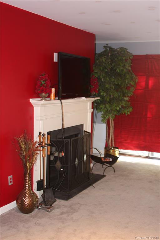 5805 Sharon Road, Unit J Charlotte, NC 28210 - Photo 29 of 33 Gallery Image 29