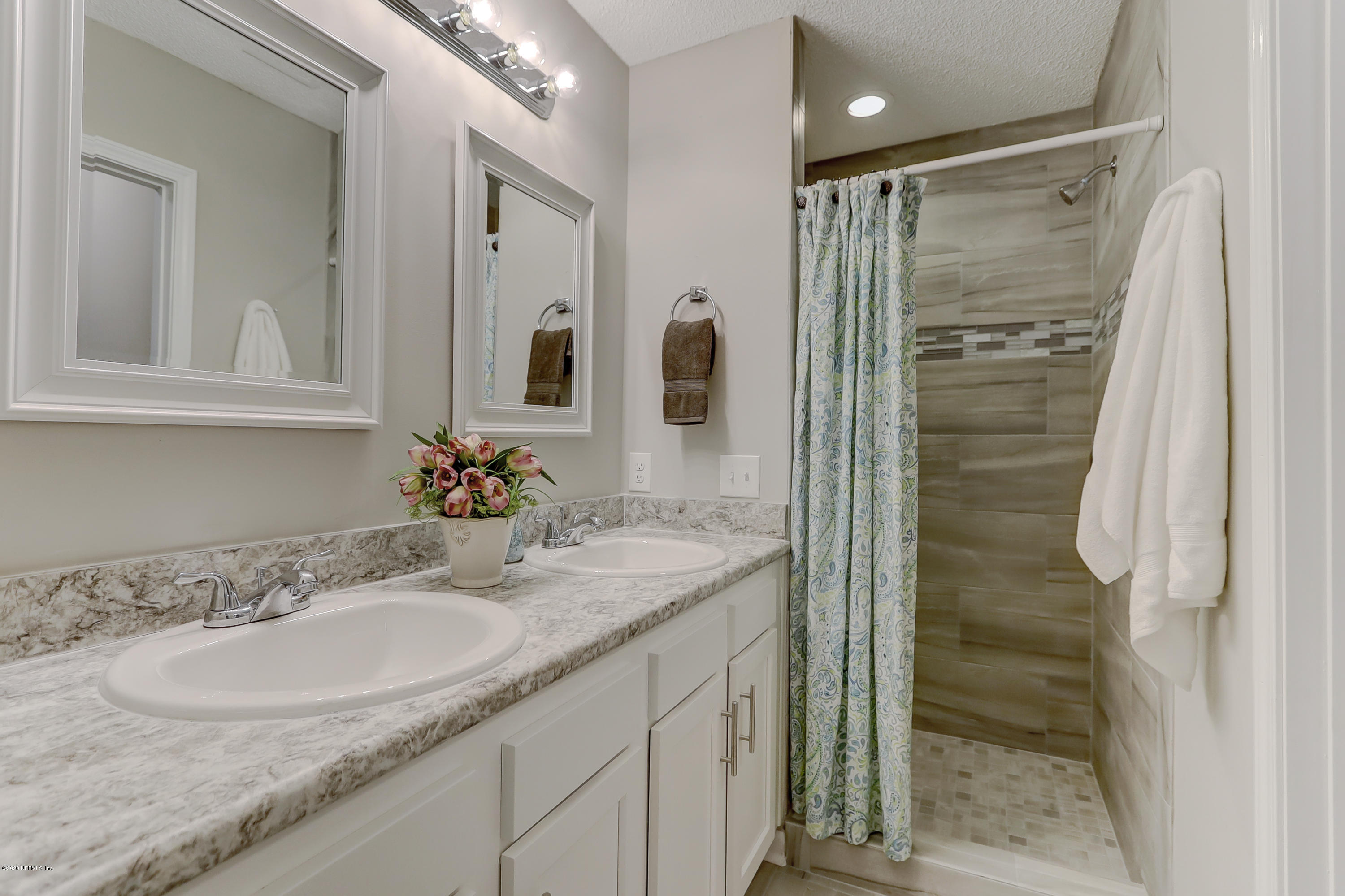 2534 Caladium Road Jacksonville, FL 32211 - Photo 21 of 47 Master Bath