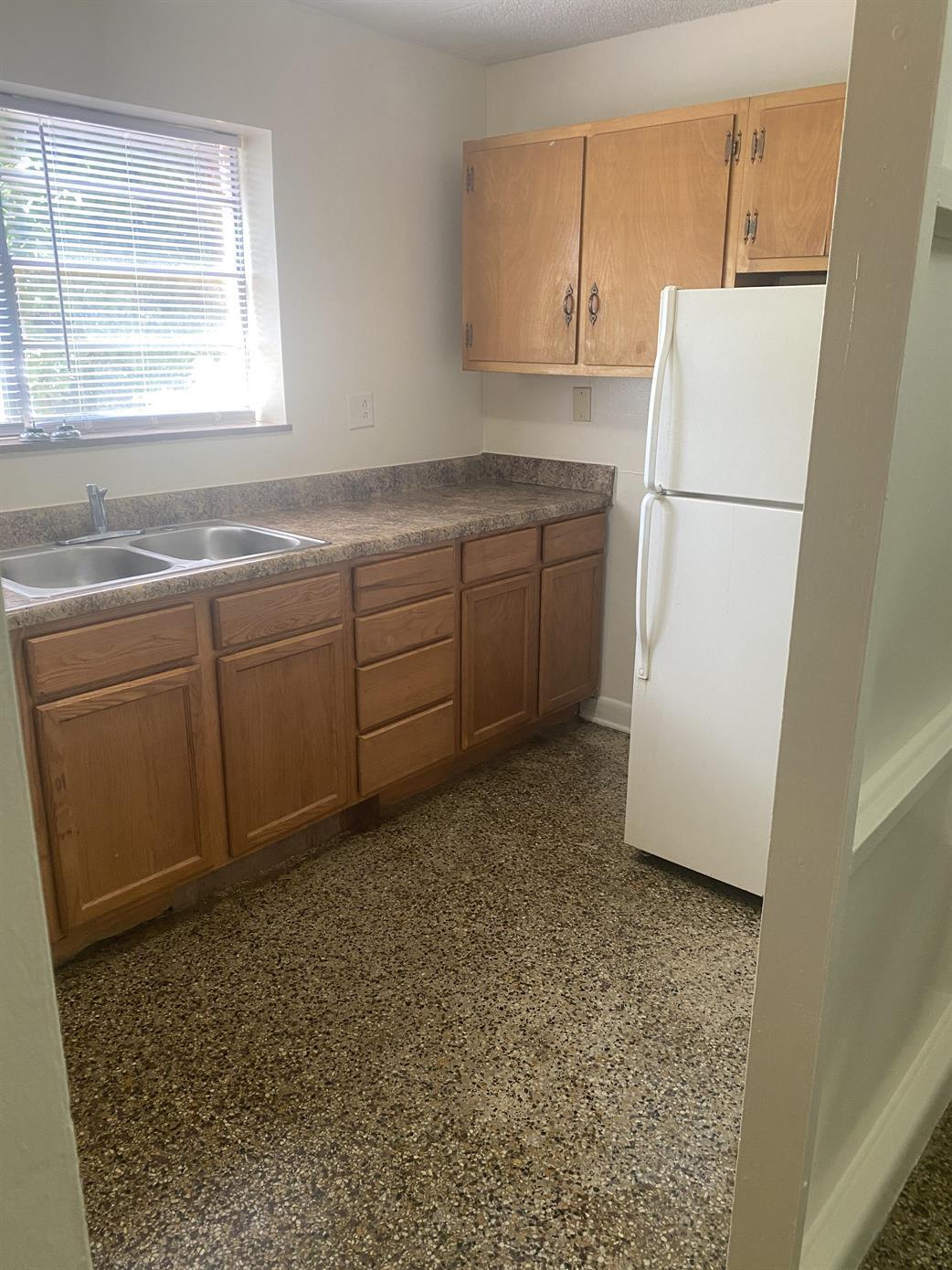 100 Ridgeview Lane, Unit 31 Bassett, VA 24055 - Photo 6 of 6 100 Ridge View Lane Apt 31 5