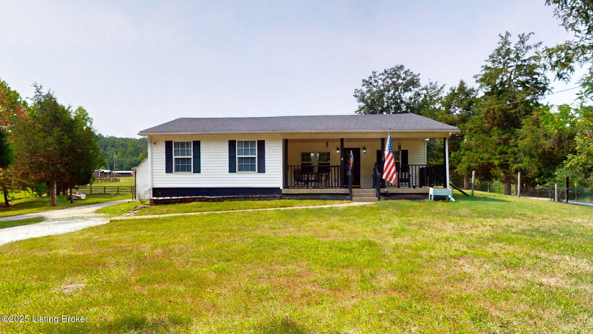 533 Browningtown Road Shepherdsville, KY 40165 - Photo 1 of 29 1-web-or-mls-533 Browningtown Rd Shepher