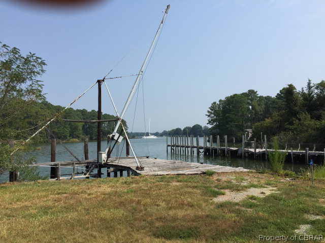 1935 Ocran Road White Stone, VA 22578 - Photo 10 of 11 2 DOCKS