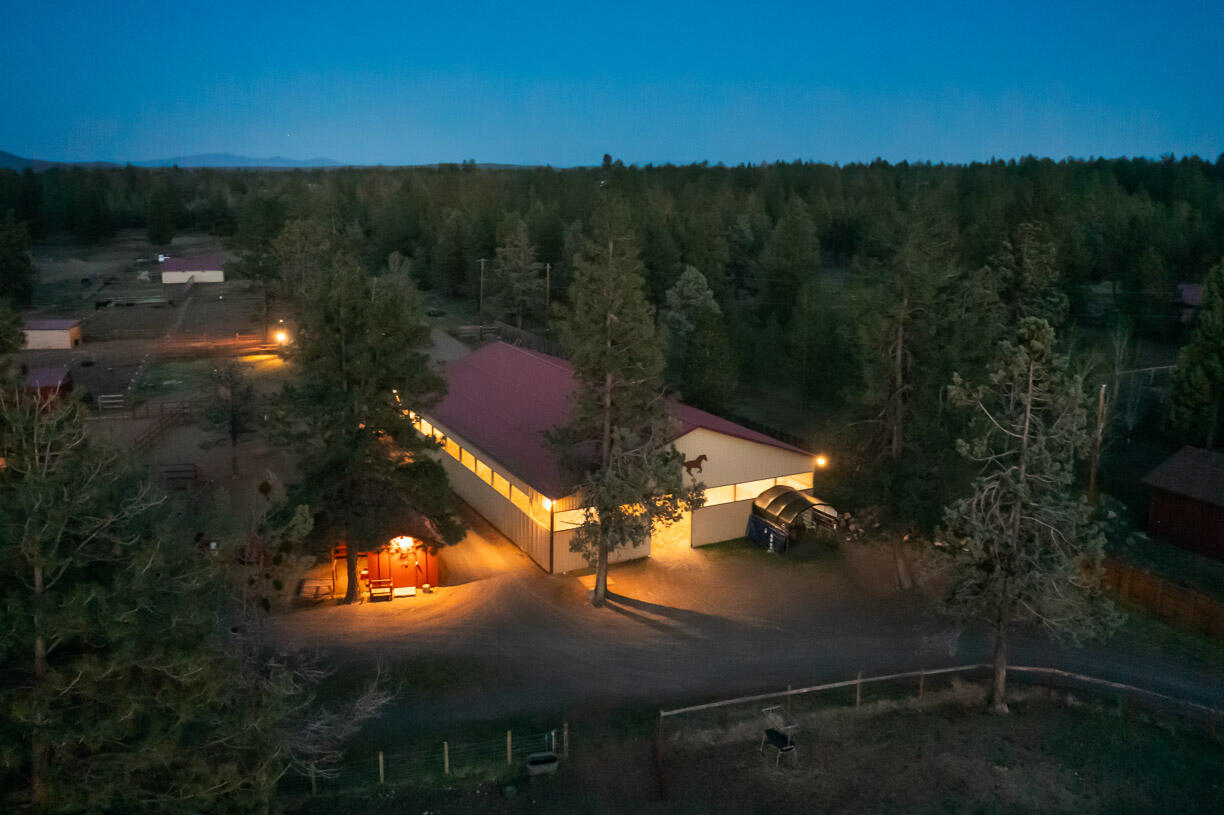 67500 Harrington Loop Road Bend, OR 97703 - Photo 50 of 72 a view of a balcony with an outdoor space