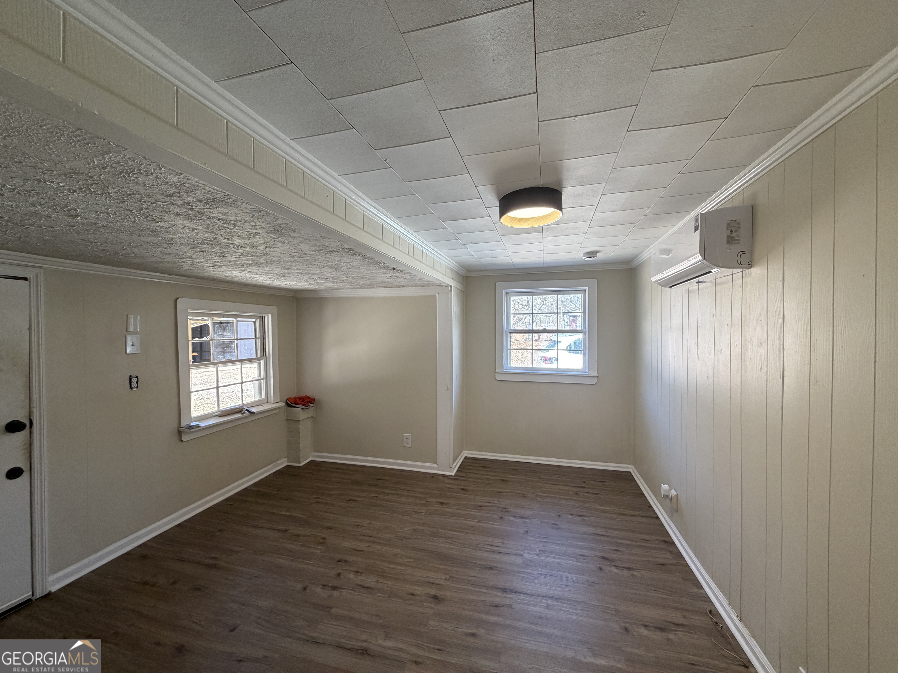 2936 Whitesville Road LaGrange, GA 30240 - Photo 34 of 42 an empty room with wooden floor and windows