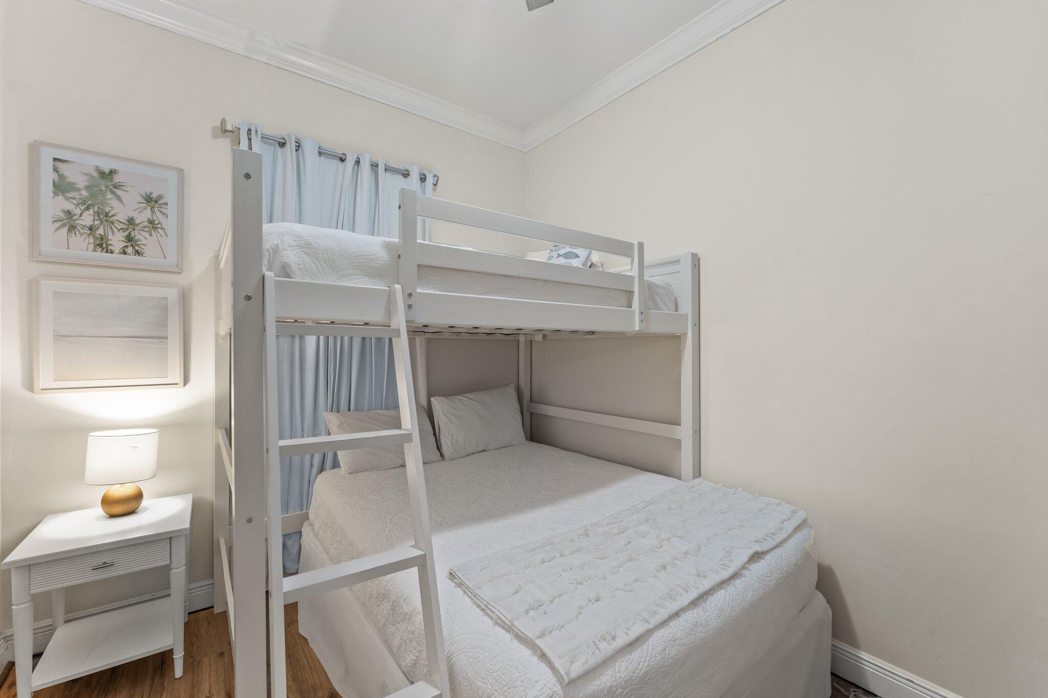 231 Somerset Bridge Road, Unit 1110 Santa Rosa Beach, FL 32459 - Photo 27 of 51 a bedroom with a bed and a window