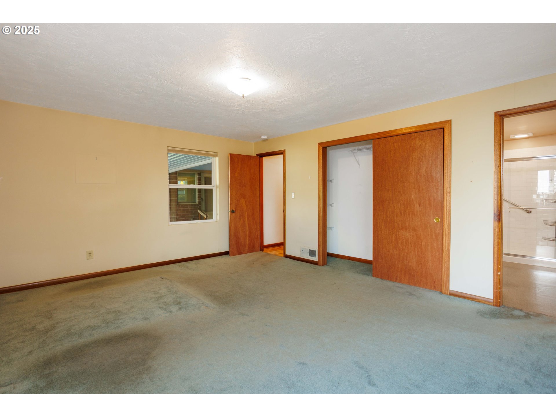 5405 Southeast Mall Street Portland, OR 97206 - Photo 15 of 29