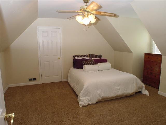 9610 Vandergriff Road Indianapolis, IN 46239 - Photo 13 of 24