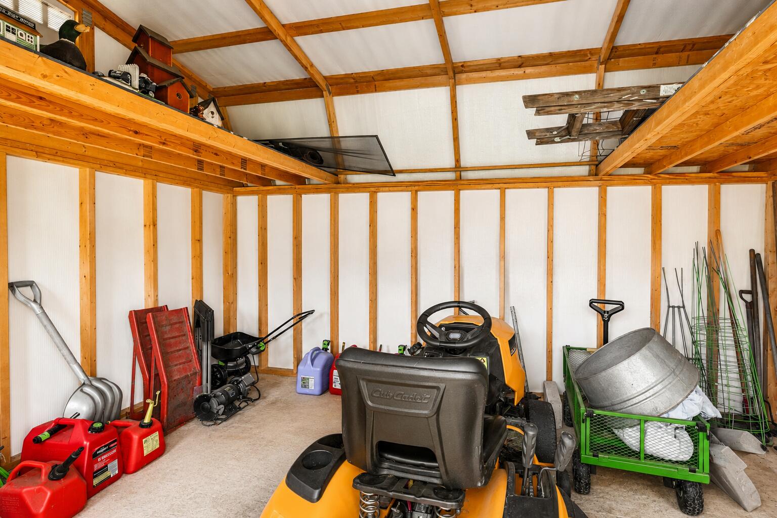 4428 Phoenix Drive Springfield, OH 45503 - Photo 33 of 35 Lawn tractor negotiable
