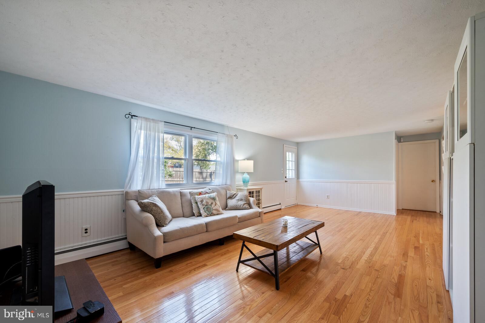 1377 Seneca Road North Brunswick, NJ 08902 - Photo 5 of 27 Gallery Image 5