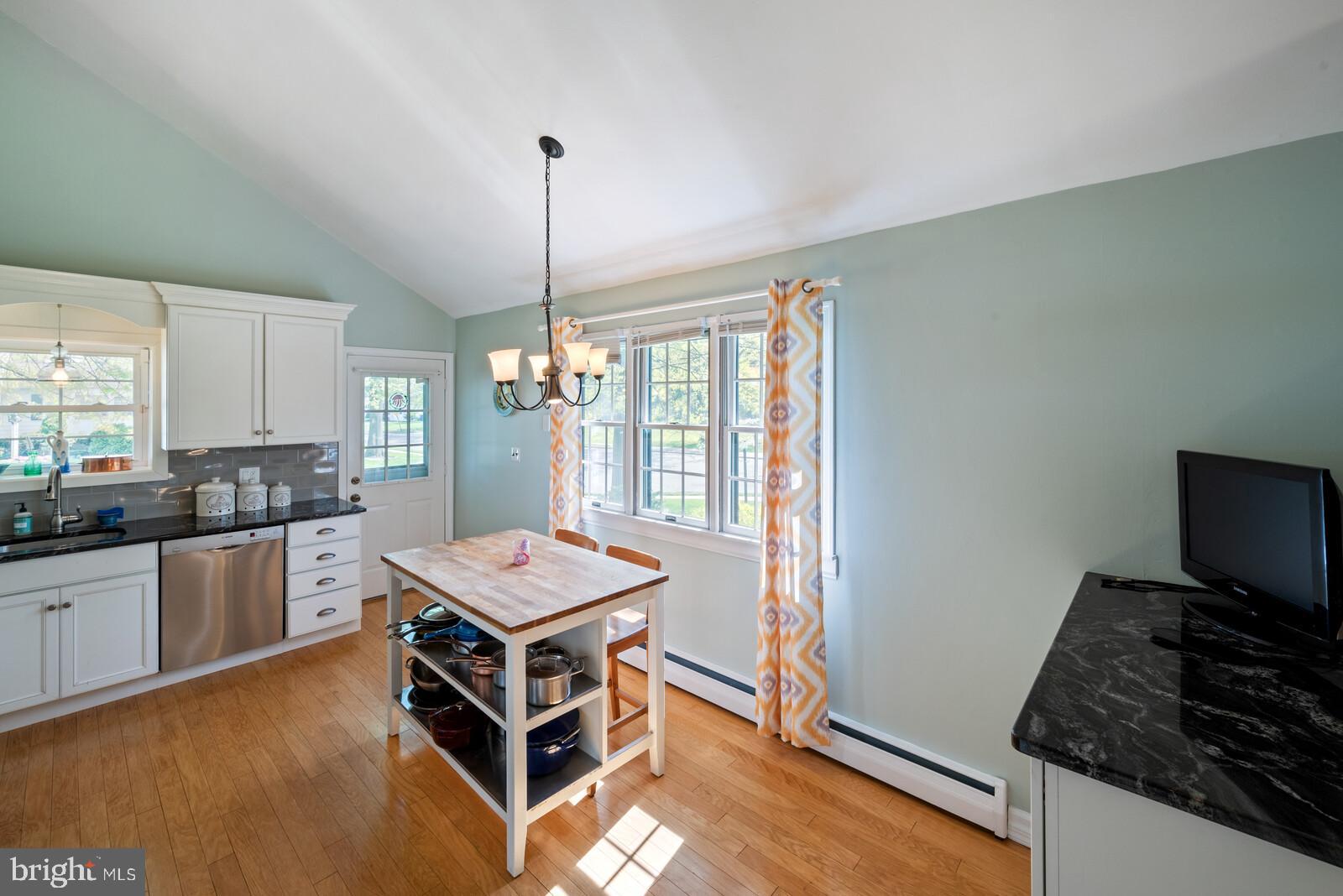 1377 Seneca Road North Brunswick, NJ 08902 - Photo 6 of 27 Gallery Image 6
