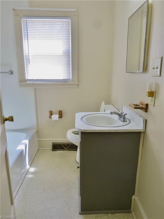 793 Wolf Island Road Reidsville, NC 27320 - Photo 17 of 22 Bathroom