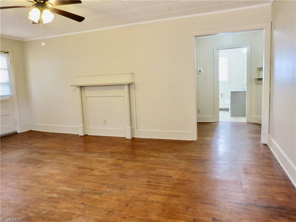 793 Wolf Island Road Reidsville, NC 27320 - Photo 6 of 22 Addit Livingroom