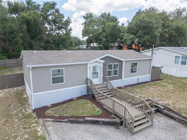 $229,000 | 242 Skyline Drive, Lady Lake, FL 32159