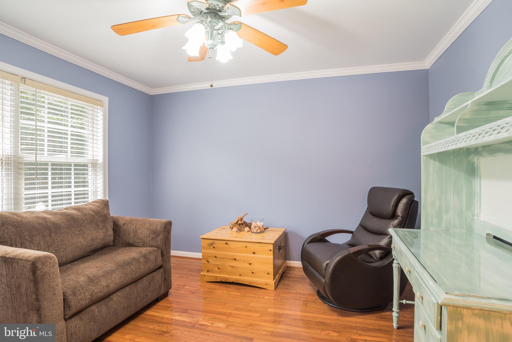 2102 Holly Neck Road Baltimore, MD 21221 - Photo 8 of 30