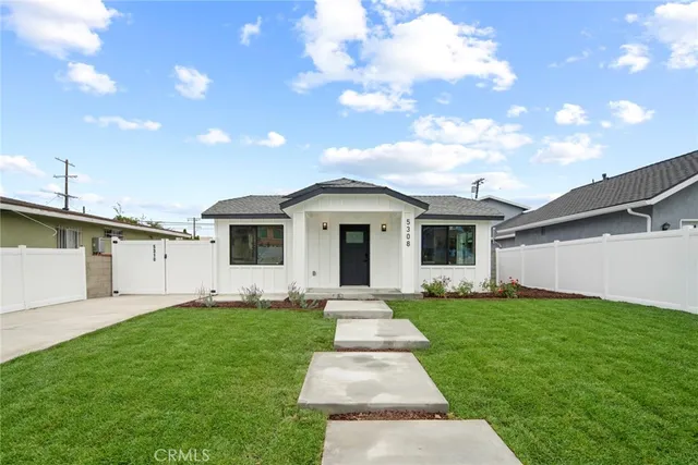 $1,550,000 | 5308 South Victoria Avenue, Los Angeles, CA 90043