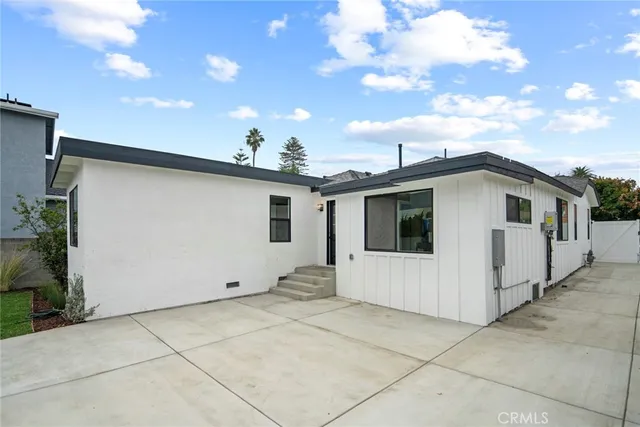 $1,550,000 | 5308 South Victoria Avenue, Los Angeles, CA 90043
