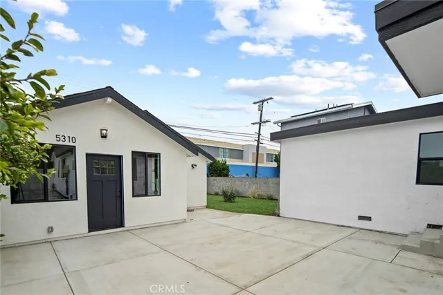 $1,550,000 | 5308 South Victoria Avenue, Los Angeles, CA 90043