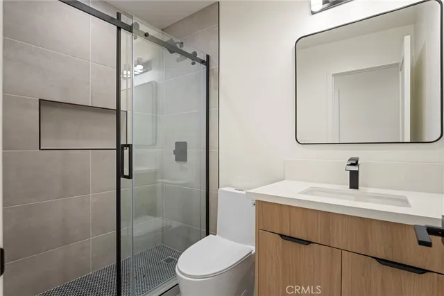 $1,550,000 | 5308 South Victoria Avenue, Los Angeles, CA 90043